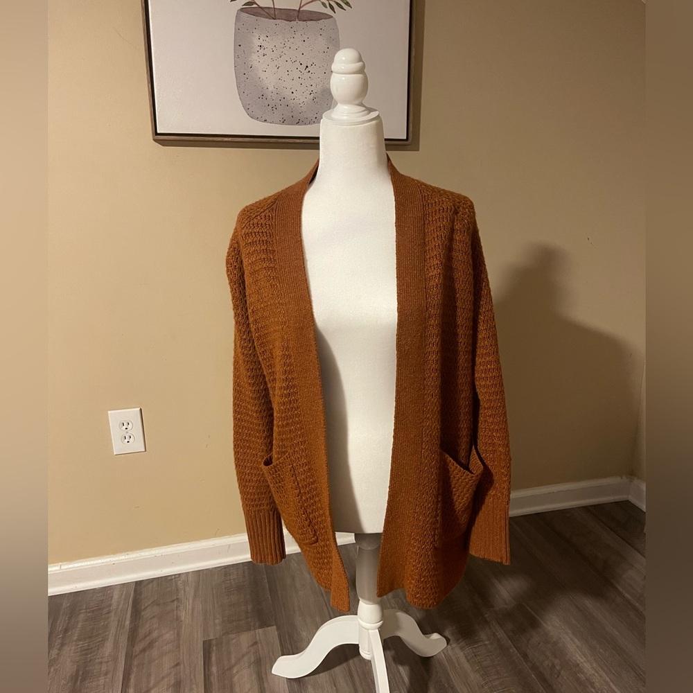 And EAWY sweater wrap 🍂